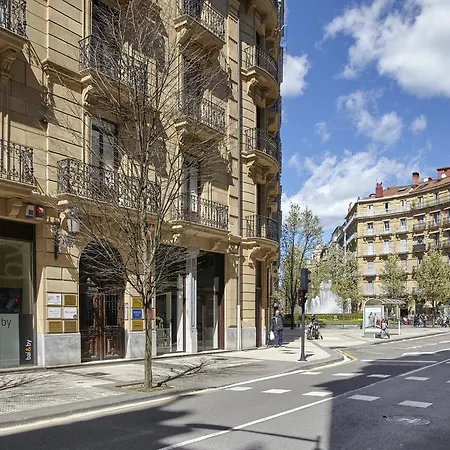 Bilbao Plaza By Feelfree 산세바스티안